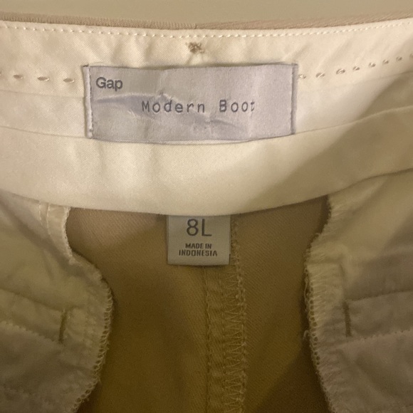 Gap khakis - Picture 2 of 7